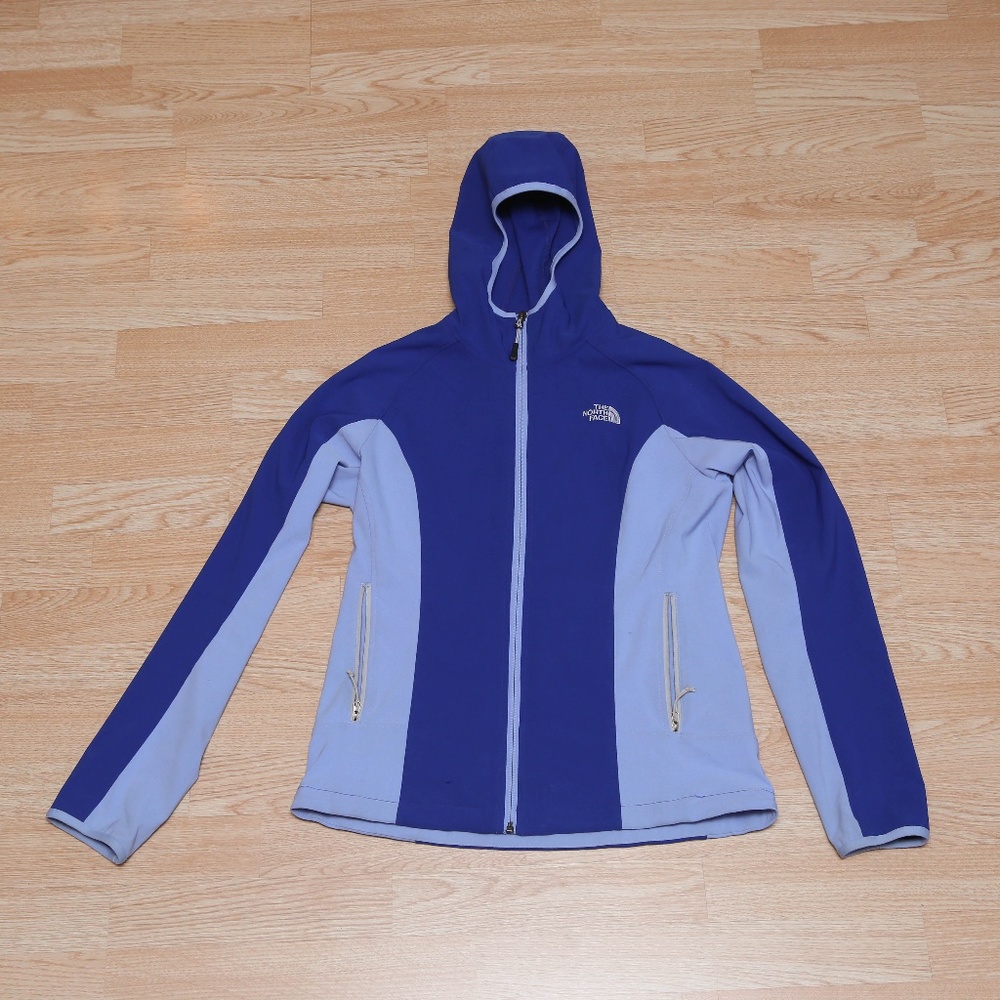 The North Face Lightweight Waterproof Jacket